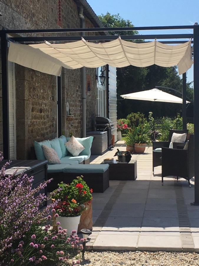 Chantella Saint-Mars-sur-la-Futaie Exterior foto