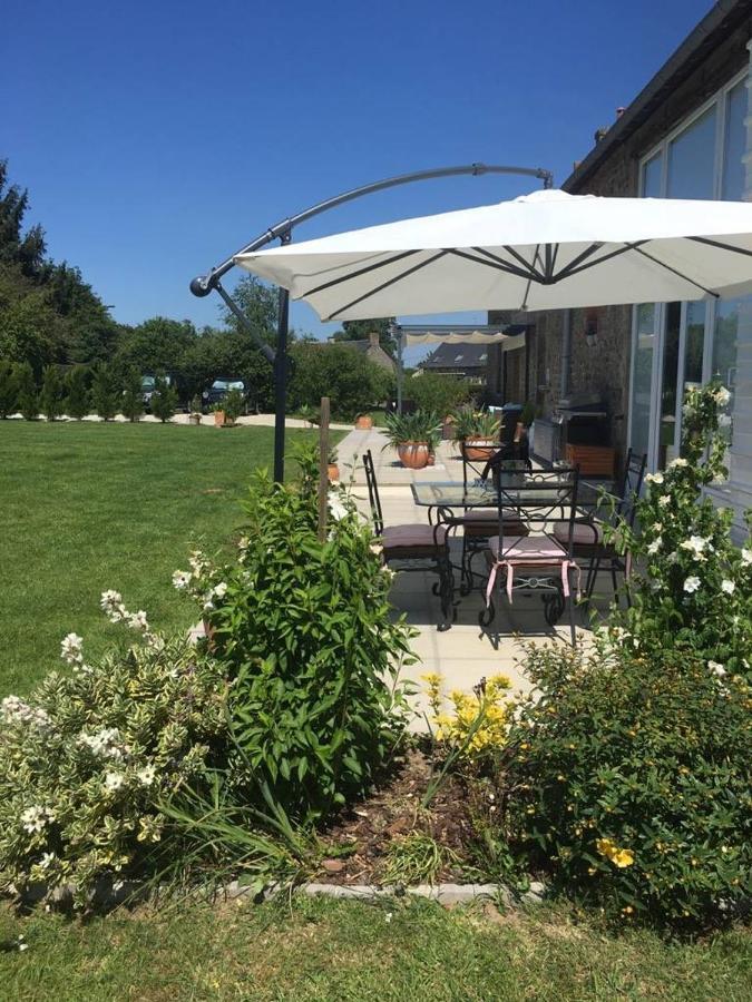 Chantella Saint-Mars-sur-la-Futaie Exterior foto
